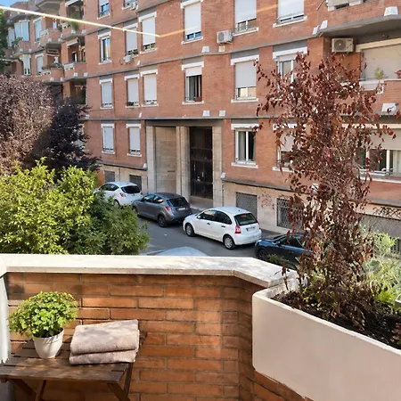 Lovely Loft Aurelio Apartment